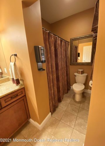 348 Central Blvd, Berkeley Township NJ 08721-3318 exterior