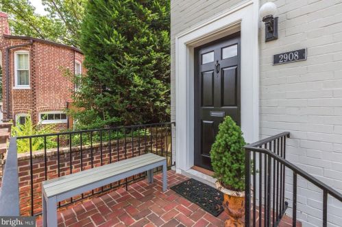 2908 R St, Washington, DC 20007-2920