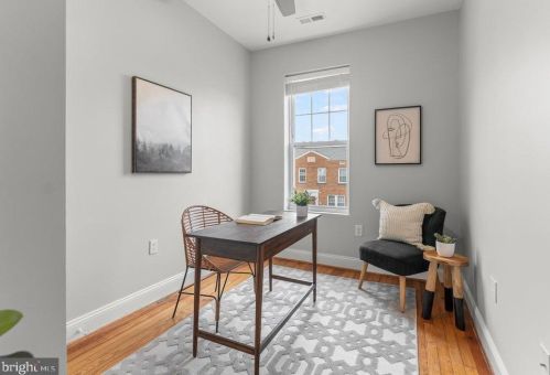 442 Manor Pl, Washington DC  20010-1714 exterior