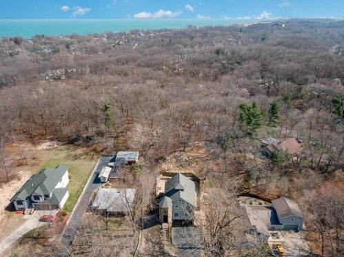 665 Shelby St, Gary IN 46403-2254 exterior