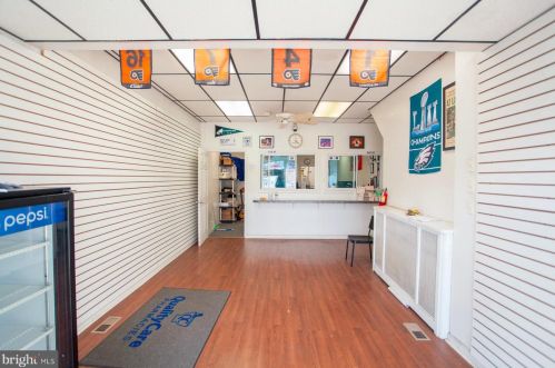 7316 Frankford Ave, Philadelphia PA 19135-3405 exterior