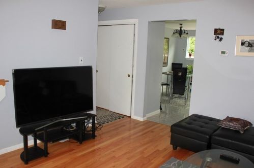 17 Andrew Cir, North Andover, MA 01845-5261