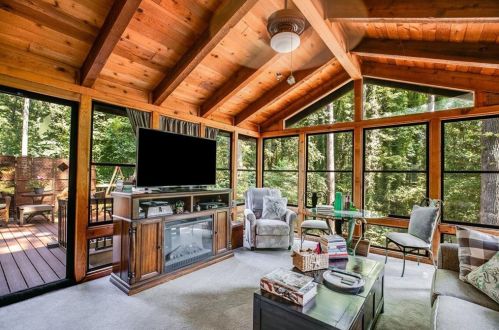 3598 Hidden Acres Dr, Atlanta GA 30340-4450 exterior