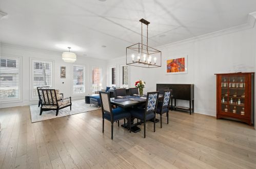 1630 Pr Ave, Chicago IL 60653-3207 exterior