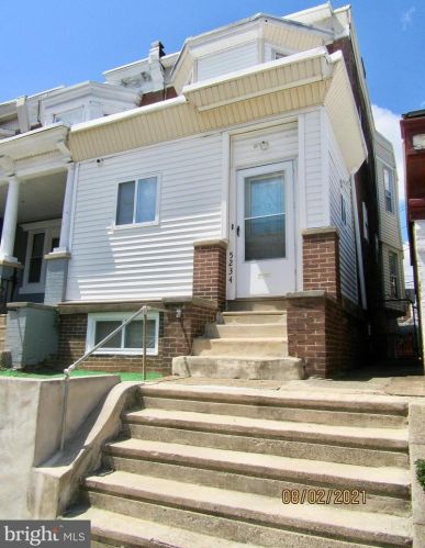 5234 11th St, Philadelphia, PA 19141-2809