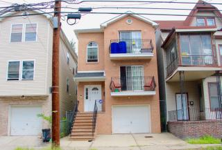 123 12th Ave, Paterson NJ  07501-1203 exterior
