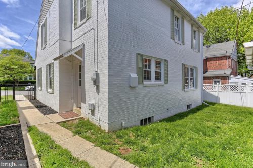 204 Forney Ave, Hanover PA  17331-2919 exterior