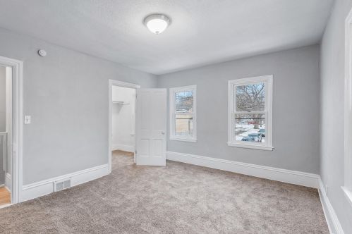 675 Desoto St, Saint Paul MN 55117-1164 exterior