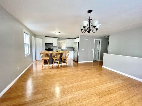 44 Pne Acres Rd, Concord NH 03301-7888 exterior