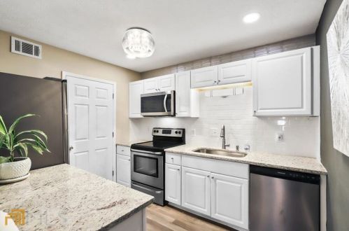 1462 Br Dr, Tucker GA 30084-1278 exterior