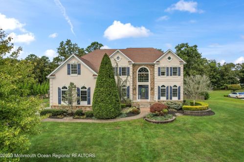 18 Wilson Blvd, Jackson Twp, NJ 08527-3437