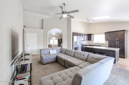 172 Sycamore Pl, Chandler AZ 85286-6820 exterior