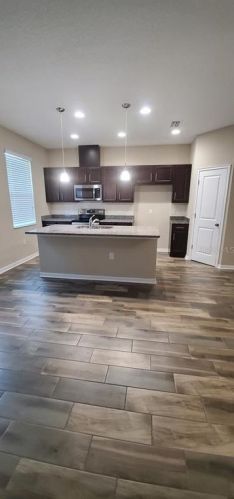 2701 18th Ave, Tampa FL  33605-2938 exterior