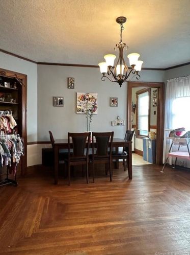 282 Linwood St, New Britain CT 06052-1951 exterior