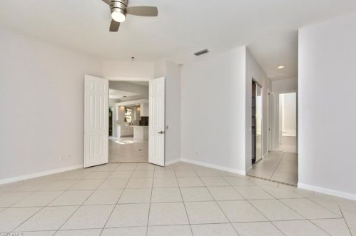 5283 Hawkesbury Way, Naples FL 34119-9582 exterior