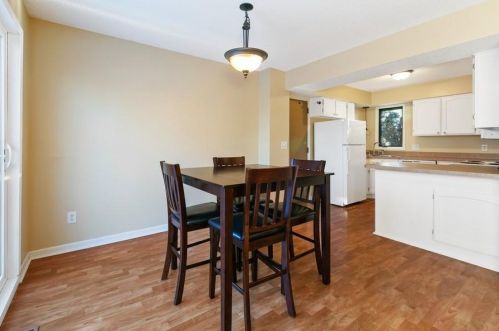 1745 Bluebill Dr, Saint Paul MN 55122-3142 exterior