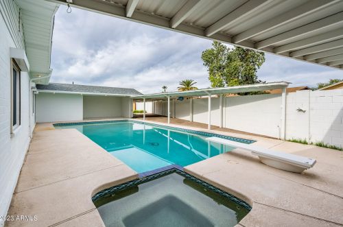 3315 Christy Dr, Phoenix AZ  85029-4230 exterior