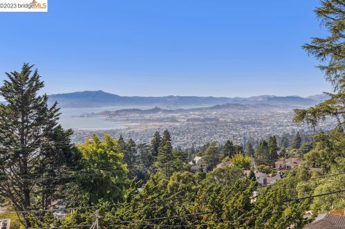 680 Grizzly Peak Blvd, Berkeley CA 94708-1741 exterior