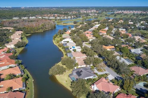 205 Monterey Dr, Naples FL 34119-4621 exterior