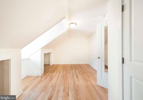 520 4 St, Philadelphia PA 19140-2417 exterior