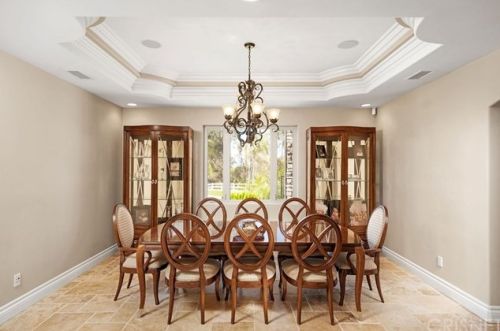 39625 Calle Cabernet, Temecula CA 92591-4005 exterior