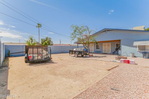 4701 40 Dr, Phoenix AZ 85019-1428 exterior