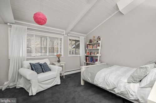 10113 Bevern Ln, Rockville MD 20854-2130 exterior