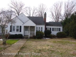 7 Edgewood Dr, Greenville SC  29605-4235 exterior