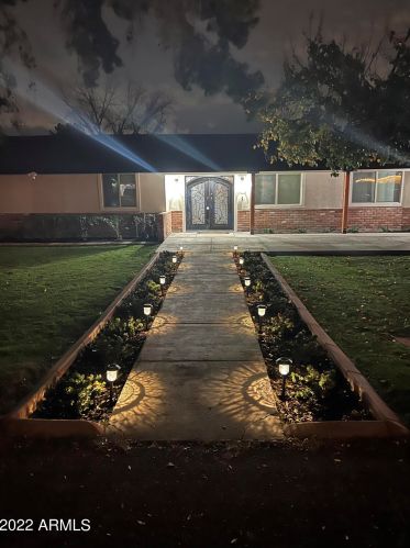 8323 10th Ave, Phoenix, AZ 85021-5510