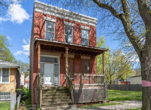 6803 Throop St, Chicago, IL 60636-3528