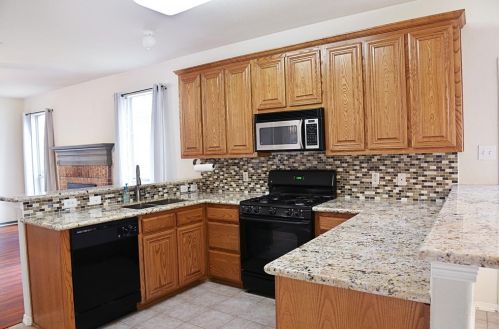 8522 Sports Hvn Dr, Humble TX 77346-6000 exterior