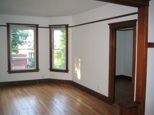 1029 Wolfram St, Chicago IL 60657-4329 exterior