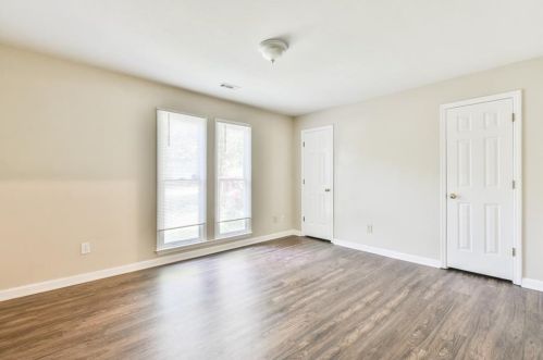 3032 Chesterfield Ct, Lithonia GA 30039-4683 exterior