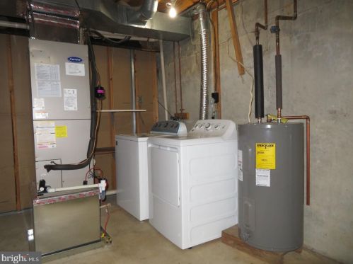 3627 Castle Ter, Silver Spring MD  20904-4753 exterior