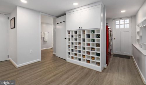 2132 Newport Pl, Washington DC 20037-3002 exterior