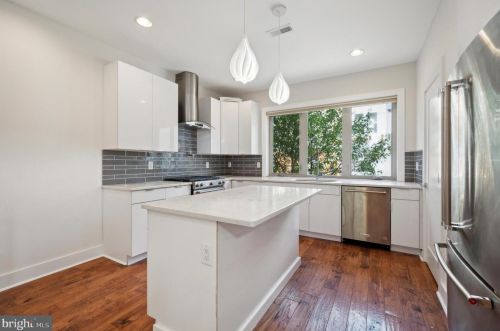 1214 17 St, Philadelphia PA 19132-3929 exterior