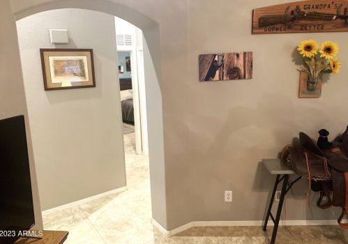 3819 74th Dr, Phoenix AZ  85043-7590 exterior