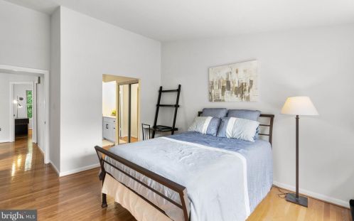 1633 Hugo Cir, Silver Spring MD 20906-5922 exterior