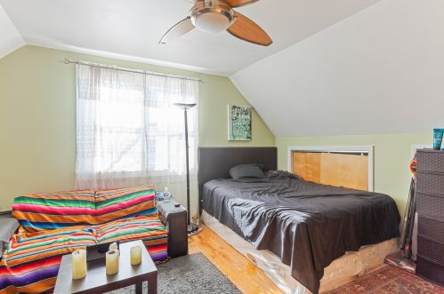 4577 Elston Ave, Chicago IL 60618-1813 exterior