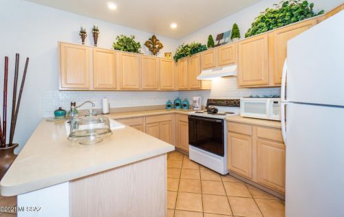 1501 Paseo Ln Tinaja, Green Valley AZ 85614-3988 exterior