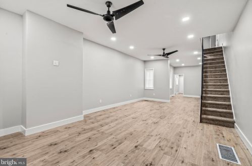 4039 6 St, Philadelphia PA 19140-2502 exterior