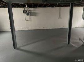 8215 Davenport Dr, Saint Louis MO 63134-1821 exterior