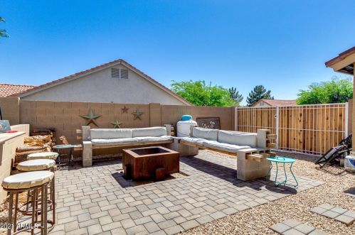 13229 40 St, Phoenix AZ 85018-1601 exterior