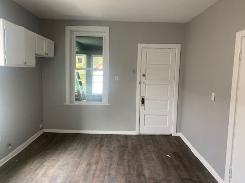 8444 Buffalo Ave, Chicago IL  60617-2609 exterior