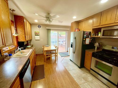 10030 Campbell Ave, Chicago IL 60655-1064 exterior