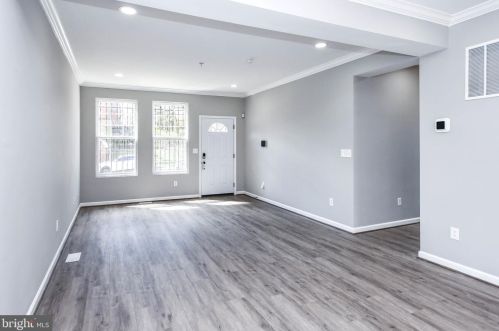 5220 Astor Pl, Washington DC  20019-6447 exterior