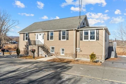 7 Berry Rd, Wantage NJ 07461-3009 exterior