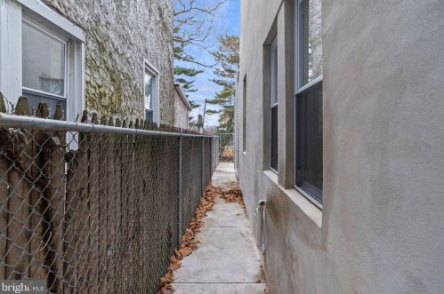 322 42 St, Philadelphia PA 19104-4062 exterior