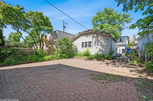 2726 Troy St, Chicago IL 60655-2320 exterior