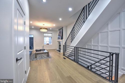 1107 52 St, Philadelphia PA 19143-4217 exterior